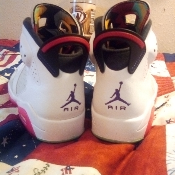 Nike Air Jordan 6 Hare - Picture 5 of 7